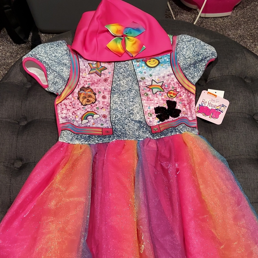 🆕️NWT Jojo Siwa Dress🆕️
